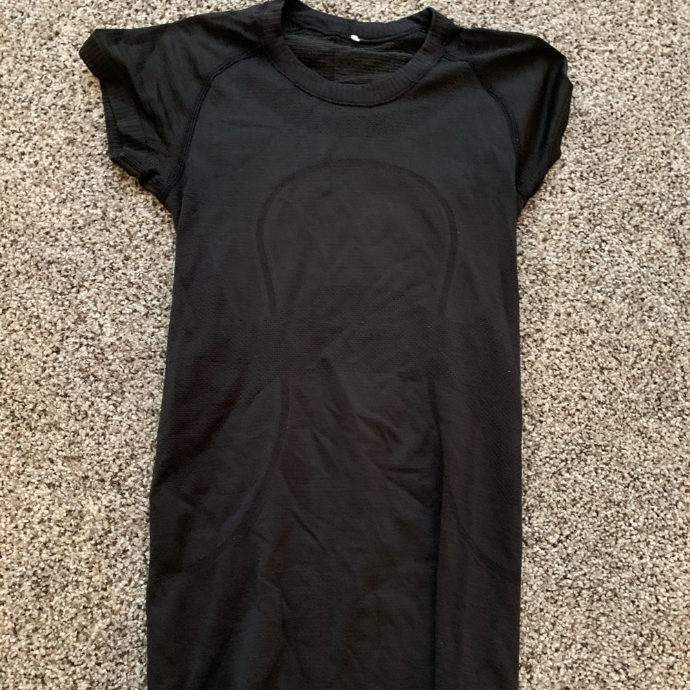 Lulu lemon running shirt short sleeve